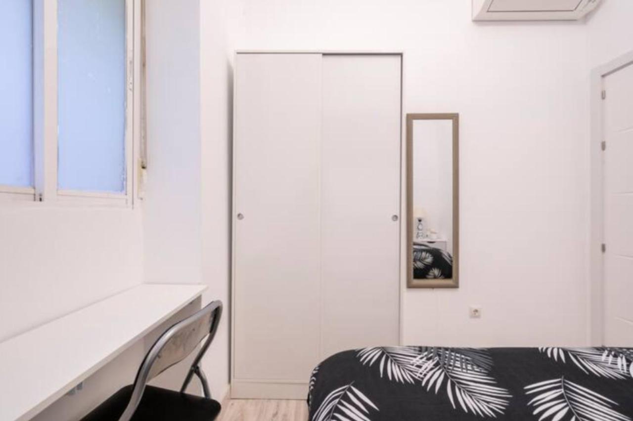 Bedroom Madrid City Center Exterior foto